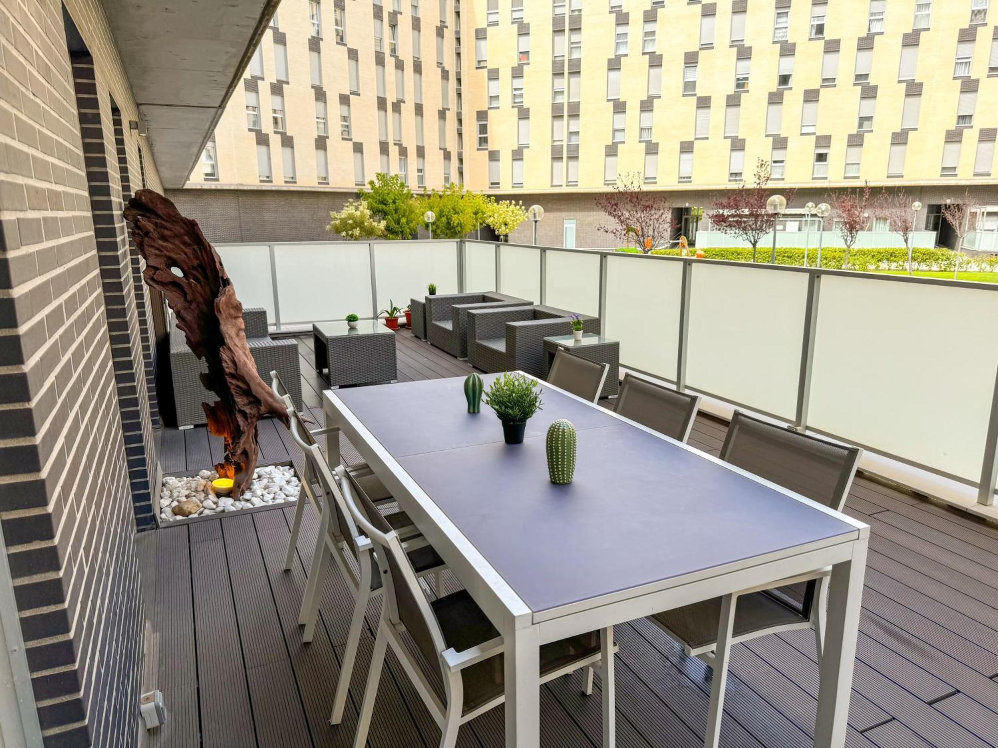 El Olivo Del Pilar Turistea Apartment Zaragoza Exterior photo